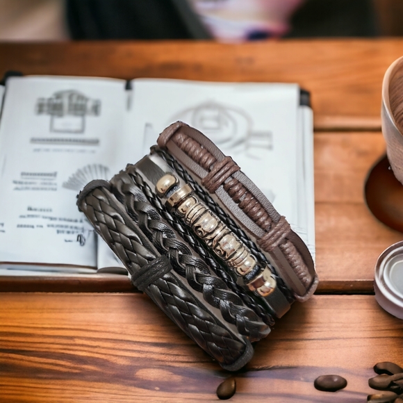 Unisex Leather Bracelet 4 Piece Set - Picture 3 of 9